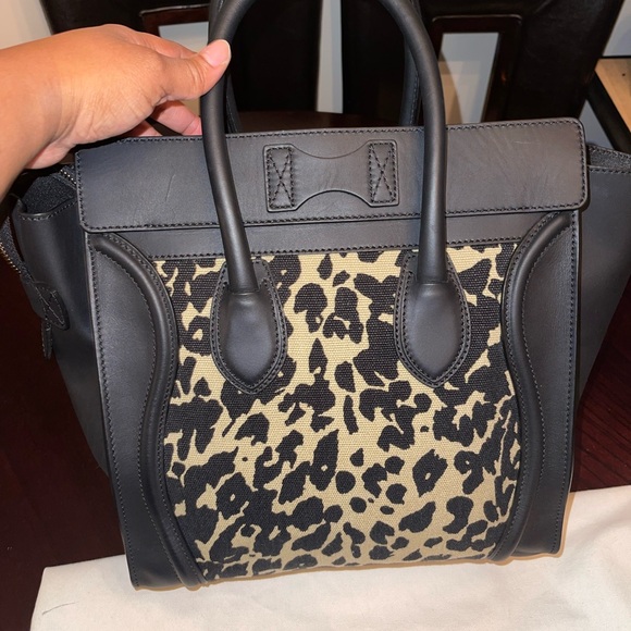 Celine Mini Shopper - Picture 3 of 10